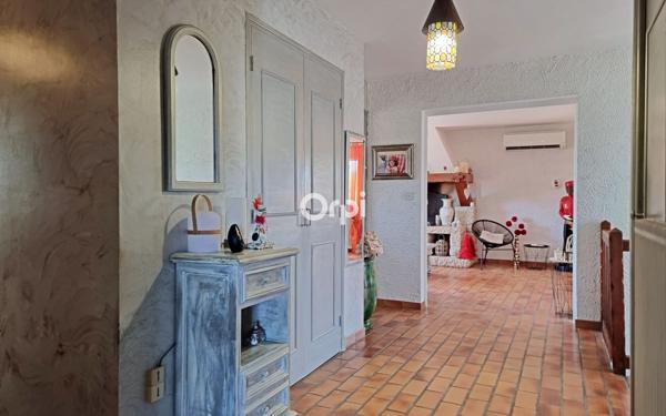 Maison à vendre    6 pièces •  Saint-Privat-des-Vieux