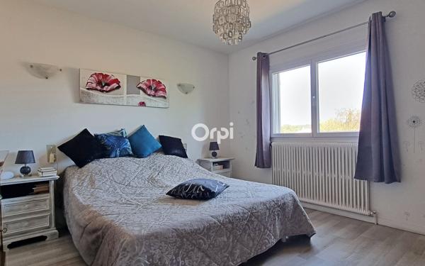 Maison à vendre    6 pièces •  Saint-Privat-des-Vieux