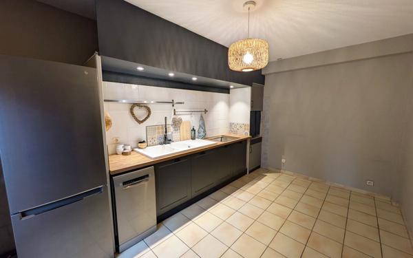 Maison à vendre    4 pièces •  Avignon