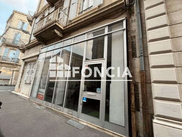 Location Local commercial 2 pièces 104.1 m² - 27 RUE GENERAL FARRE Valence 26000