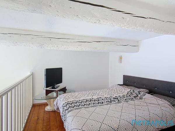 MEZE: Appartement T2 Mezzanine de 55.49m² loi carrez Rénové