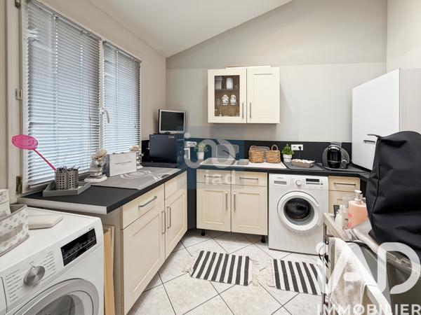 Maison à vendre 6 pièces 123 m² Chevrières