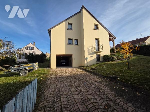 Pavillon de qualité avec de beaux volumes à DOMMARTIN LES TOUL