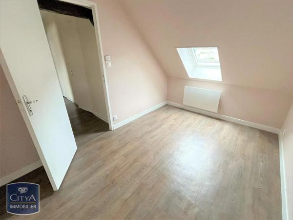 Appartement à louer 3 pièces 43.1m² Bruyères-et-Montbérault (02860)