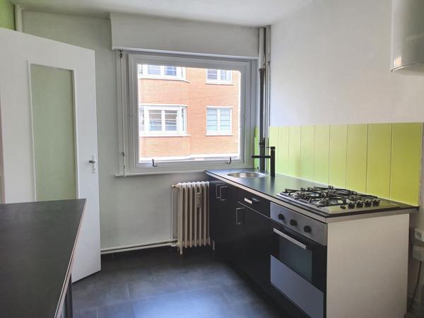 Marcq-en-Barœul Croisé-Laroche appartement T3 avec parking et cave