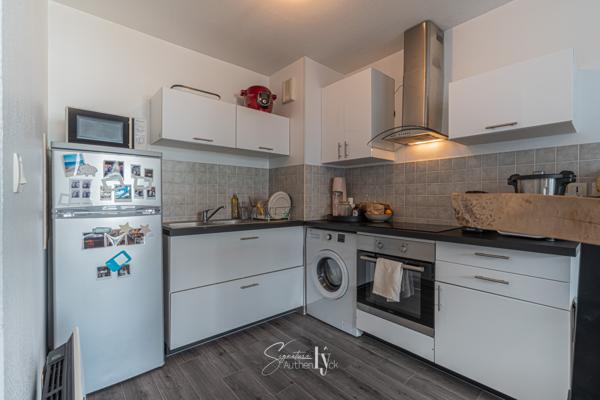 Appartement
         2 pièces
        - 40 m² Exclusivité 79 600 € *