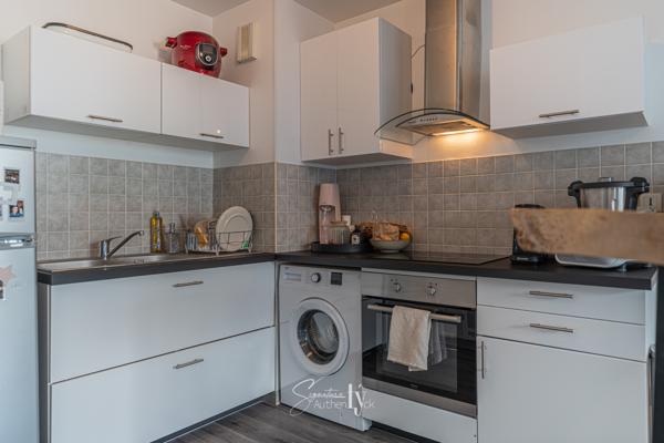 Appartement
         2 pièces
        - 40 m² Exclusivité 79 600 € *