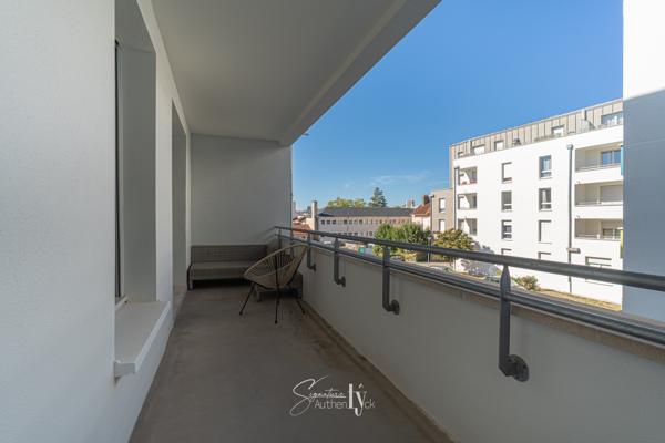 Appartement
         2 pièces
        - 40 m² Exclusivité 79 600 € *