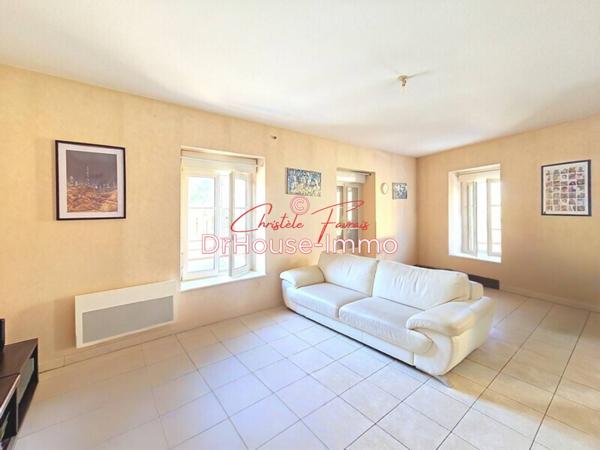 Immeuble à vendre 3 pièces de 67 m²