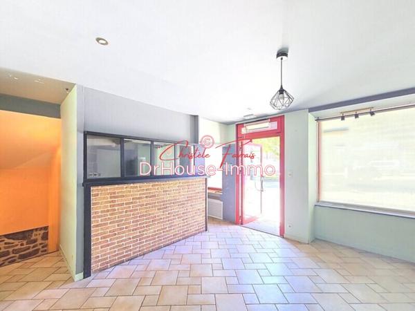 Immeuble à vendre 3 pièces de 67 m²