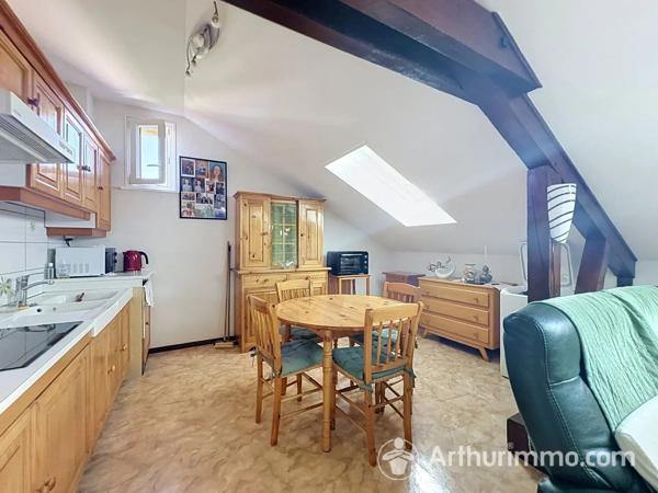 Vente                                                      Appartement
                        
                     1 pièces                      25 m2                     à Pontarlier