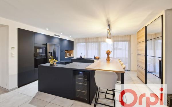 Maison à vendre    5 pièces •  Merville