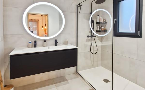 Maison à vendre    5 pièces •  Merville