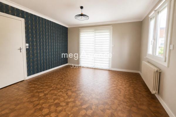 Maison à MAULEON, 79700 - 6 pièces 120m²