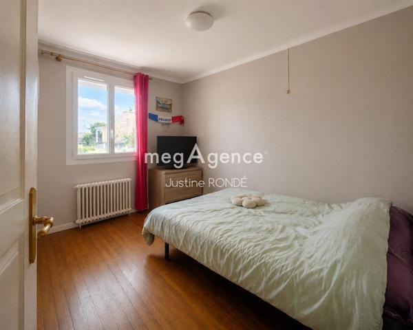 Maison à MAULEON, 79700 - 6 pièces 120m²