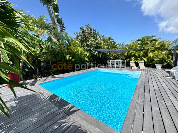 Vente
                Maison94 m² - 4 Pièces -
                    SAINT FRANCOIS (97118)