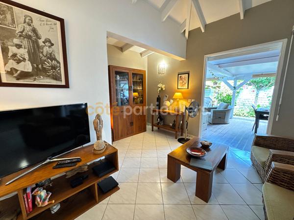 Vente
                Maison94 m² - 4 Pièces -
                    SAINT FRANCOIS (97118)