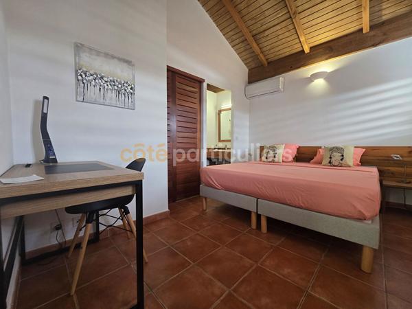 Vente
                Maison120 m² - 4 Pièces -
                    SAINT FRANCOIS (97118)