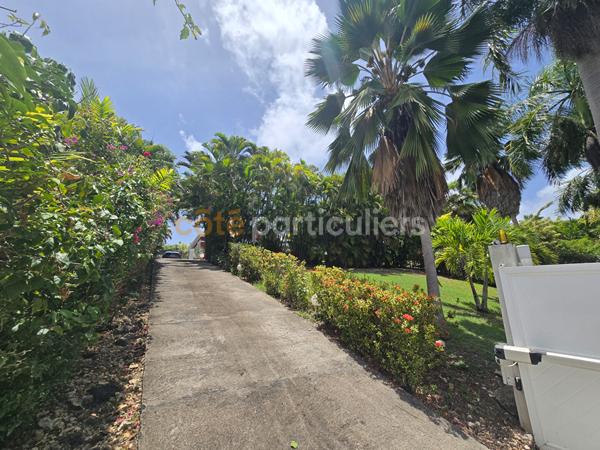 Vente
                Maison120 m² - 4 Pièces -
                    SAINT FRANCOIS (97118)