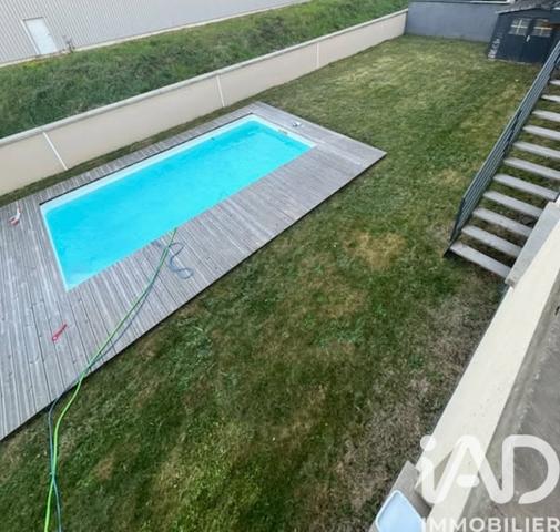 Maison à vendre 5 pièces 110 m² Andrézieux-Bouthéon