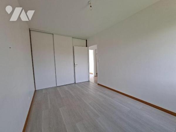 A découvrir sans tarder !
Charmant pavillon de plain-pied construit en 2005, idéalement situé ...