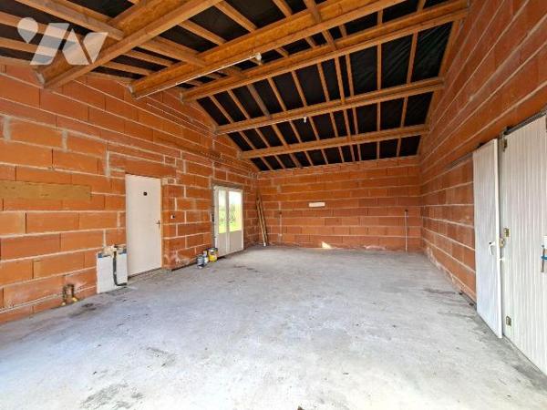 A découvrir sans tarder !
Charmant pavillon de plain-pied construit en 2005, idéalement situé ...