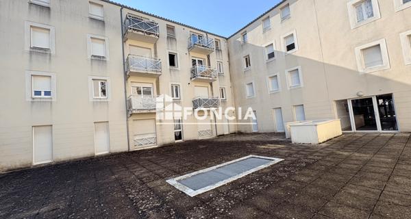 Location Appartement 4 pièces 92.32 m² - Angoulême 16000