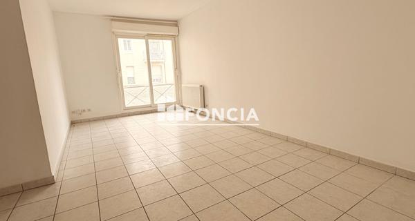 Location Appartement 4 pièces 92.32 m² - Angoulême 16000