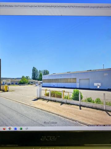 Dpt Allier (03), à louer MONTLUCON Local industriel ou artisanal situé dans une zone indutrielle 715 m2 Terrain de 3000 m2