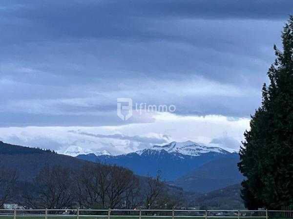 Terrain constructible de 1500 m²