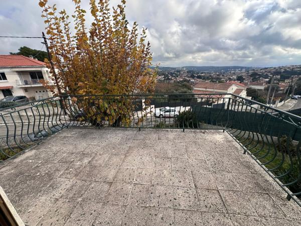 À vendre - T4, 4 pièces situé à Les Pennes-Mirabeau (13170)