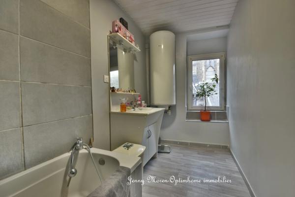 BOULOGNE-SUR-MER – CHARMANTE MAISON MEUBLÉE EN PIERRE