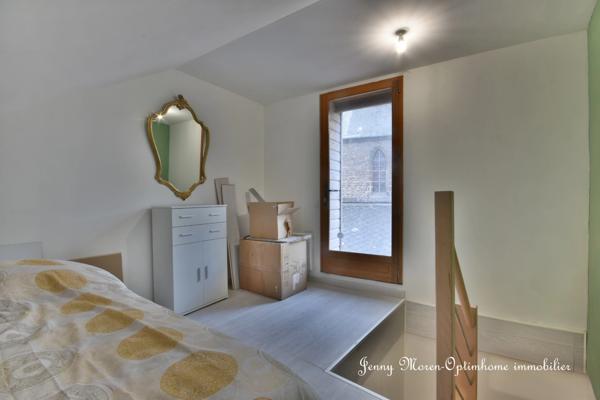 BOULOGNE-SUR-MER – CHARMANTE MAISON MEUBLÉE EN PIERRE