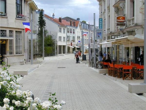Maison T5 à vendre VITTEL (88) avec petit garage, cave et terrain