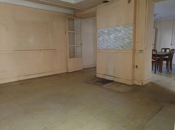Maison T5 à vendre VITTEL (88) avec petit garage, cave et terrain