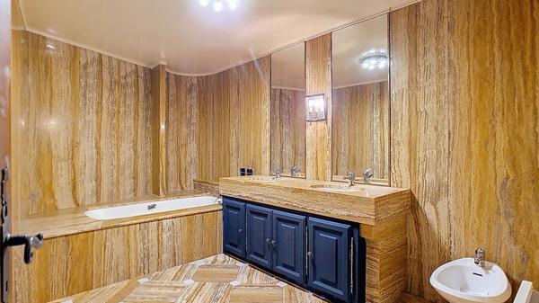 Appartement de 162 m² avec terrasse à vendre à Carpentras