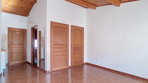 Appartement de 162 m² avec terrasse à vendre à Carpentras