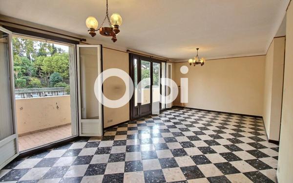 Appartement à vendre    3 pièces • 66,15 m2 Marseille 10