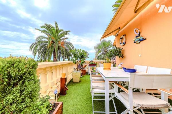 Appartement T5 dans résidence de standing à Hyeres + garage + cave 