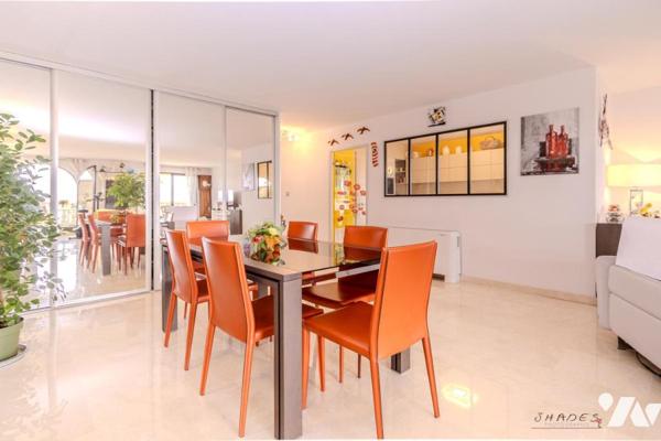 Appartement T5 dans résidence de standing à Hyeres + garage + cave 