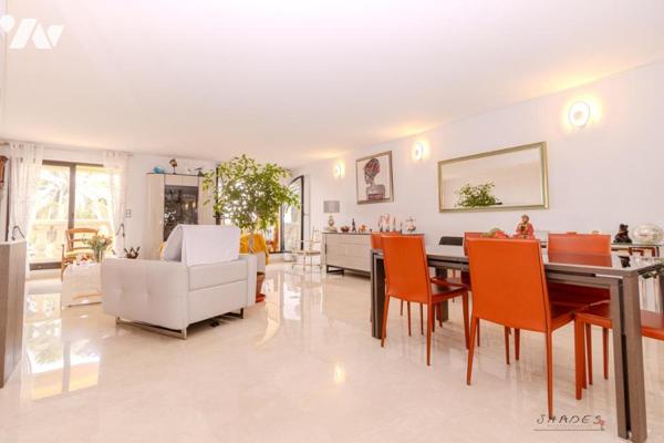 Appartement T5 dans résidence de standing à Hyeres + garage + cave 