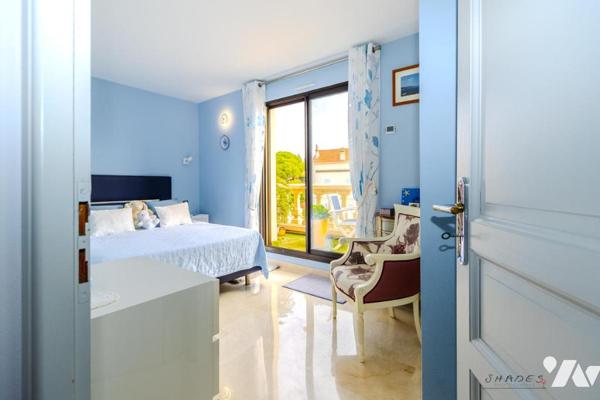 Appartement T5 dans résidence de standing à Hyeres + garage + cave 