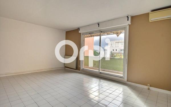 Appartement à vendre    5 pièces • 95,35 m2 Marseille 12