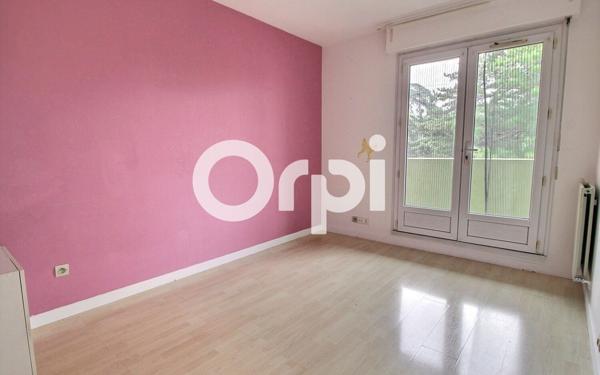 Appartement à vendre    5 pièces • 95,35 m2 Marseille 12