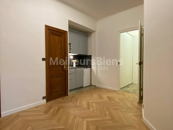 Appartement rénové 2 pièces - Quartier Legendre - Lévis - Paris 17