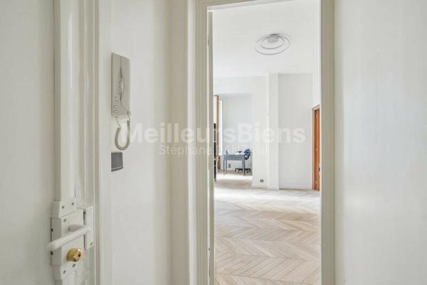 Appartement rénové 2 pièces - Quartier Legendre - Lévis - Paris 17