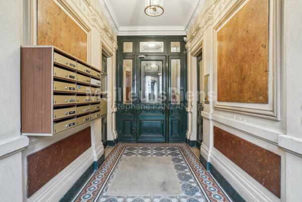 Appartement rénové 2 pièces - Quartier Legendre - Lévis - Paris 17