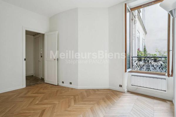 Appartement rénové 2 pièces - Quartier Legendre - Lévis - Paris 17