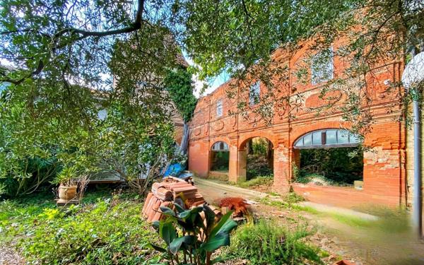 Maison à vendre    1 pièce •  Saint-Porquier