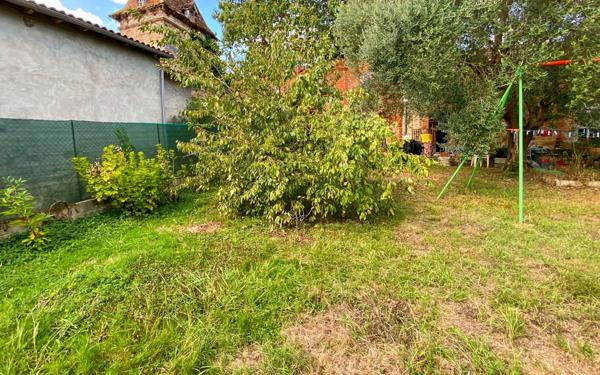 Maison à vendre    1 pièce •  Saint-Porquier